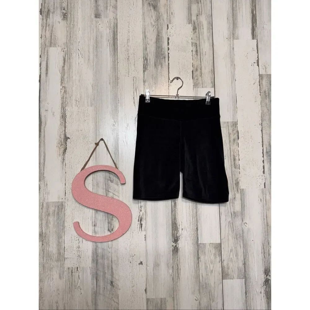 AERO Black Bike Shorts Size Small High Rise Stretch Athletic Casual Shorts NWT
